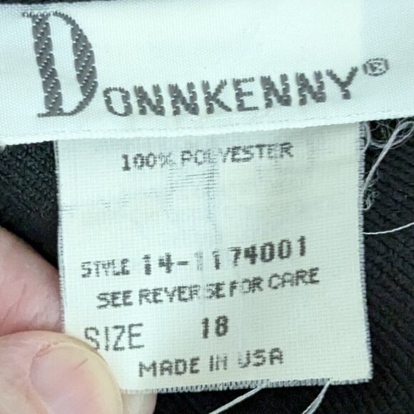 DONNKENNY Vintage Black Blazer; Long Sleeves; One Button; Pockets; Size 18 - Picture 4 of 5